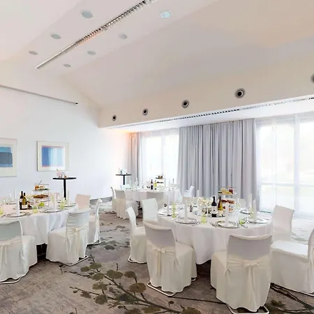 Mercure Tagungs- & Hotel 4*