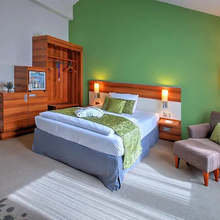 Mercure Tagungs-&landhotel 4*