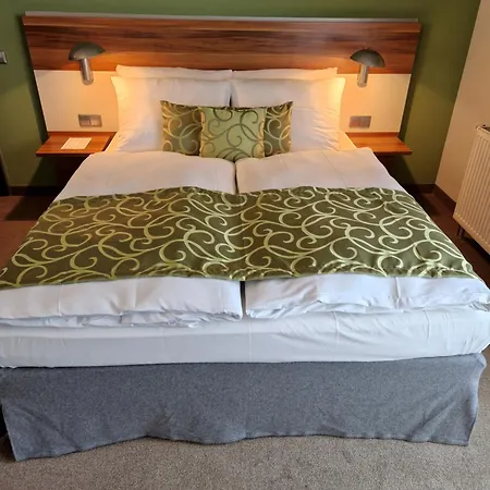 Mercure Tagungs- & فندق