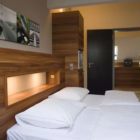 Mercure Tagungs- & Hotel 4*