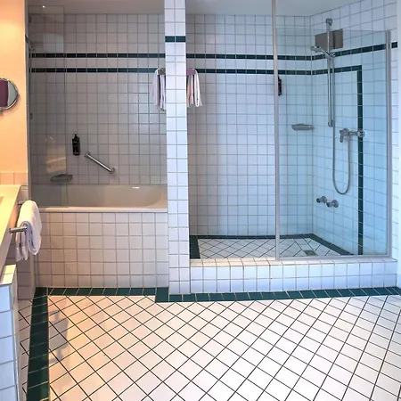 Mercure Tagungs- & فندق