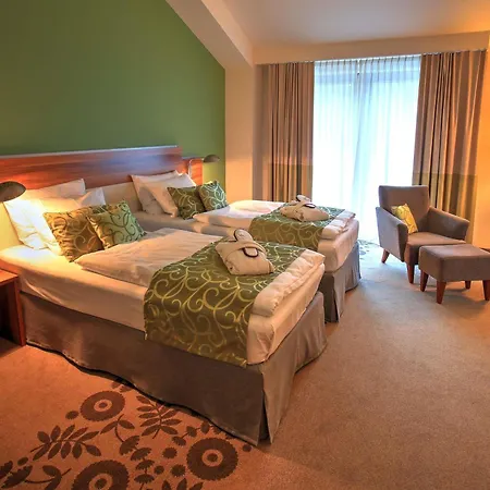 Mercure Tagungs- & Hotel 4*