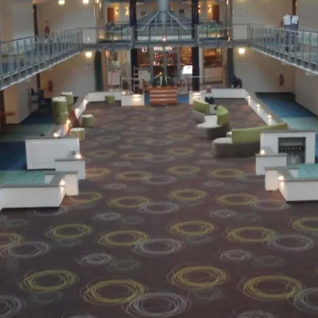 Hotell Mercure Tagungs- & 4*