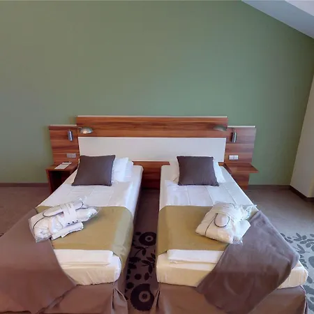 Mercure Tagungs- & 4*