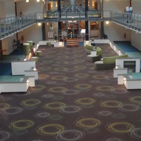 Hotel Mercure Tagungs- & 4*