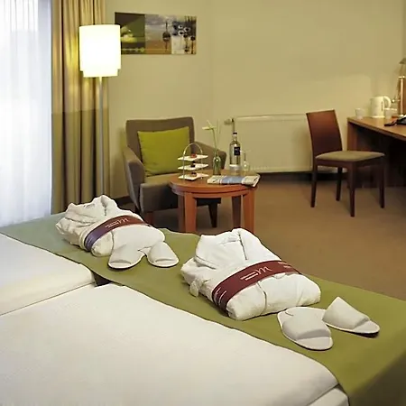 Mercure Tagungs- & 4* كريفيلد