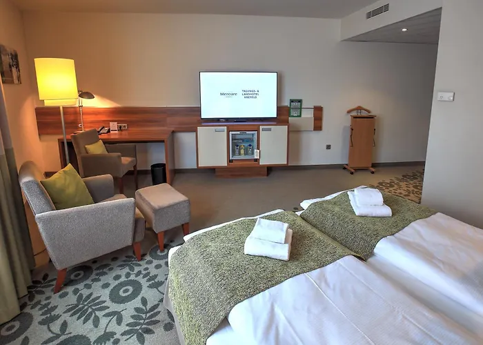 Hotel Mercure Tagungs- & 4*