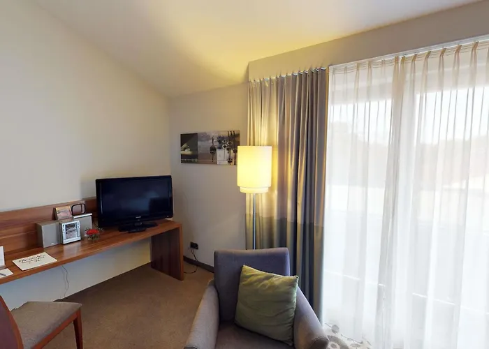 Hotel Mercure Tagungs- & 4*