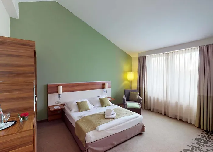 Mercure Tagungs- & Hotel 4*