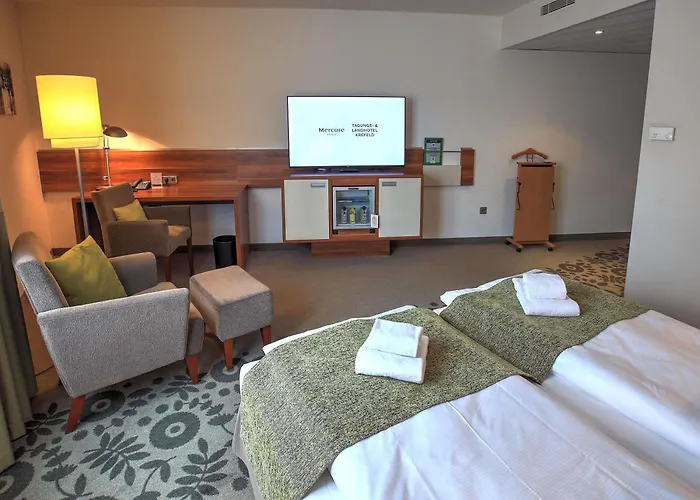 Hotel Mercure Tagungs- & 4*