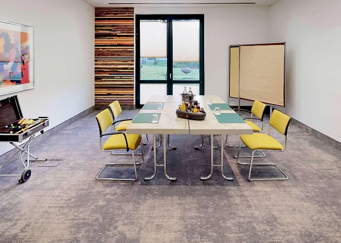 克雷费尔德中心土地美居酒店 酒店